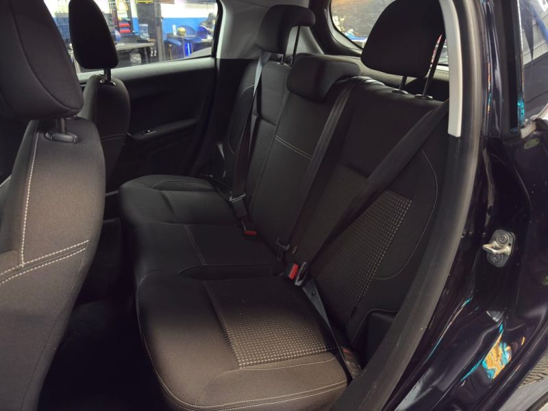 PEUGEOT 208 1.6 BLUEHDI ALLURE BUSINESS 100 CV 