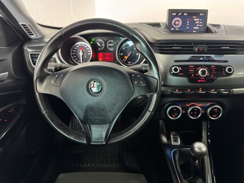 ALFA ROMEO GIULIETTA 2013