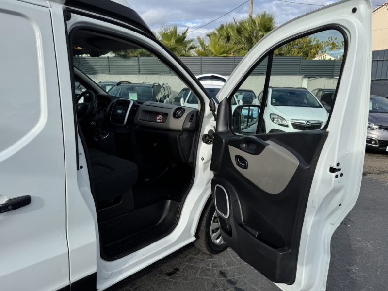 RENAULT TRAFIC 2018 TTC