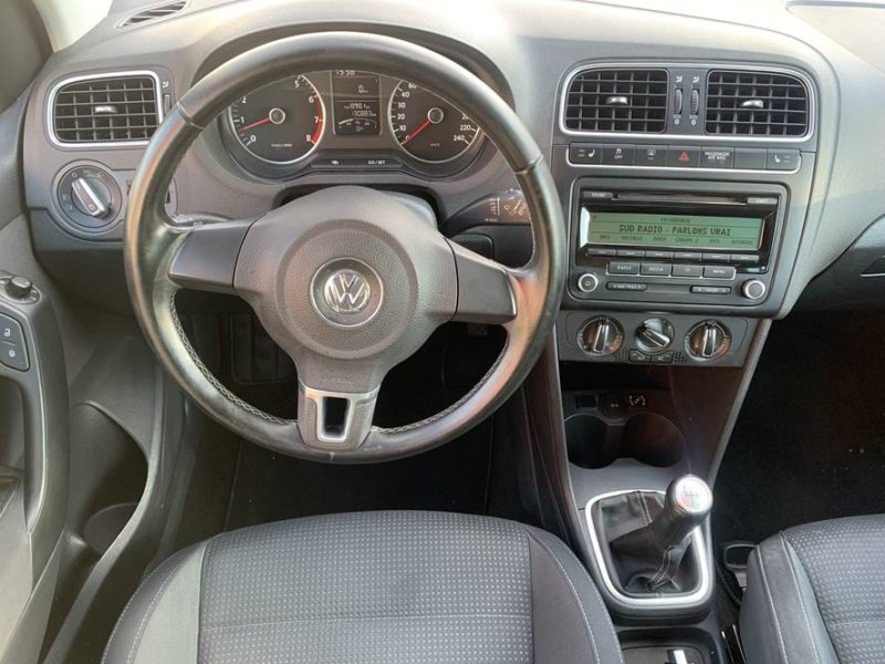 VOLKSWAGEN Polo  2010