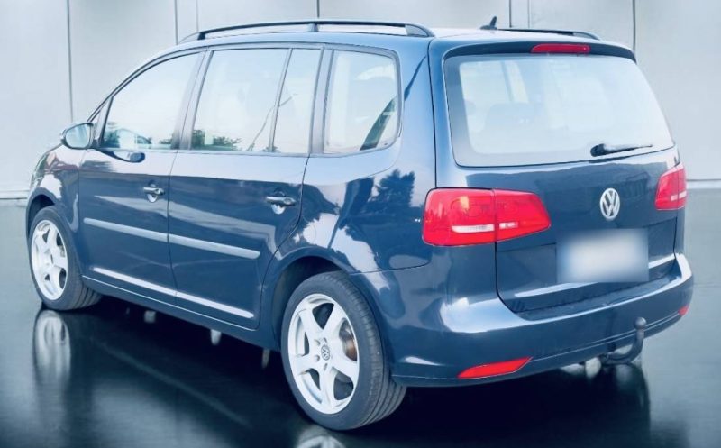 VOLKSWAGEN TOURAN 1.6TDI BV6 7PLACES CONFORT