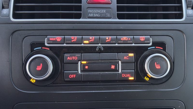 VOLKSWAGEN TOURAN 1.6TDI BV6 7PLACES CONFORT