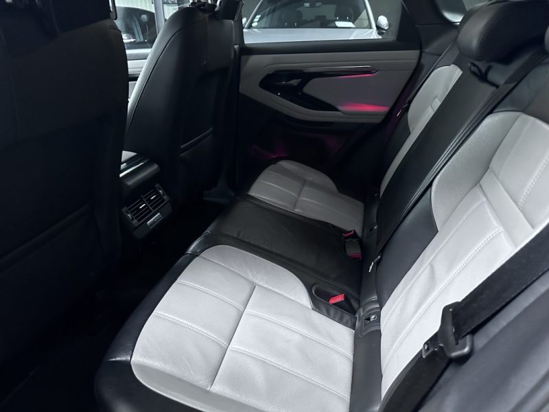 RANGE ROVER EVOQUE P300e 309CV R-DYNAMIC 