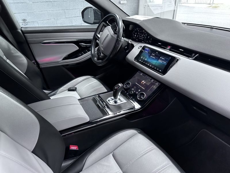 RANGE ROVER EVOQUE P300e 309CV R-DYNAMIC 