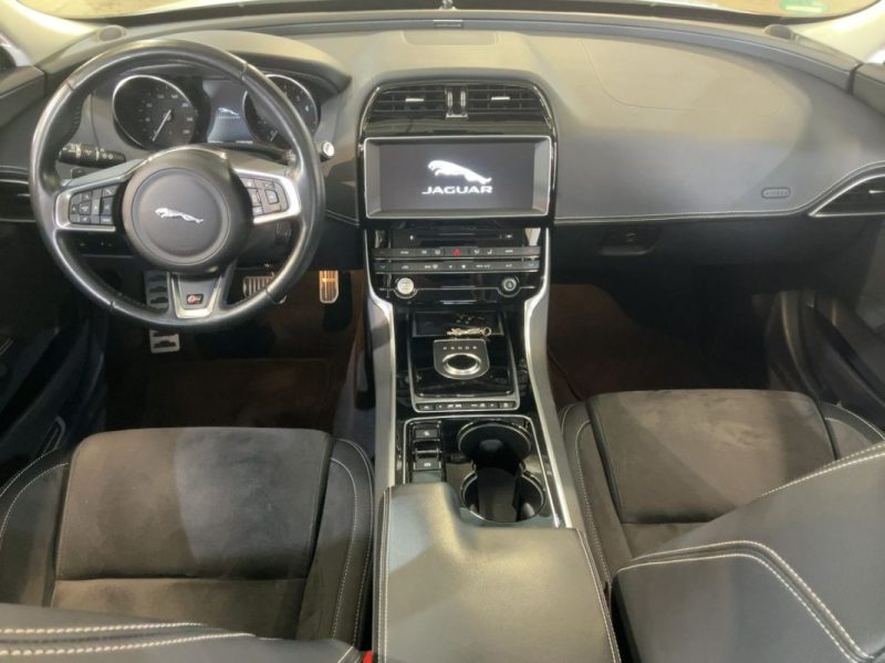 JAGUAR XE 2017 3.0 V6 340 S R-Sport BVA8*PANO*MERIDIAN*CAMERA*