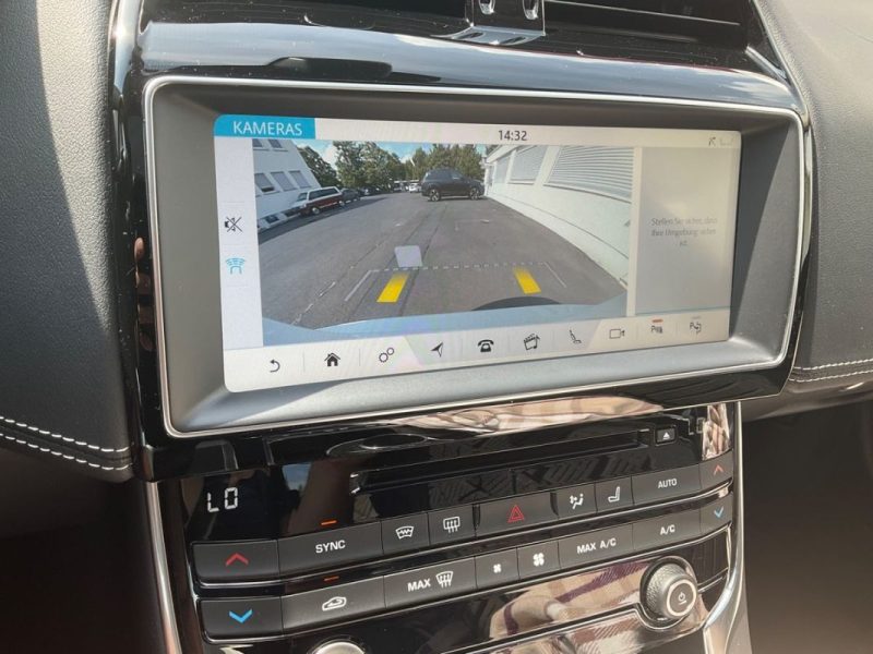 JAGUAR XE 2017 3.0 V6 340 S R-Sport BVA8*PANO*MERIDIAN*CAMERA*