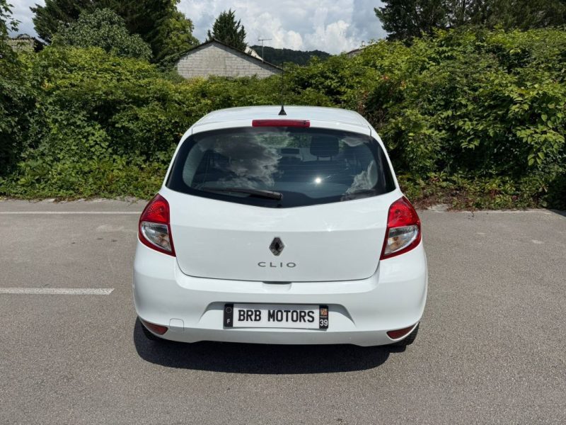 RENAULT CLIO 2014