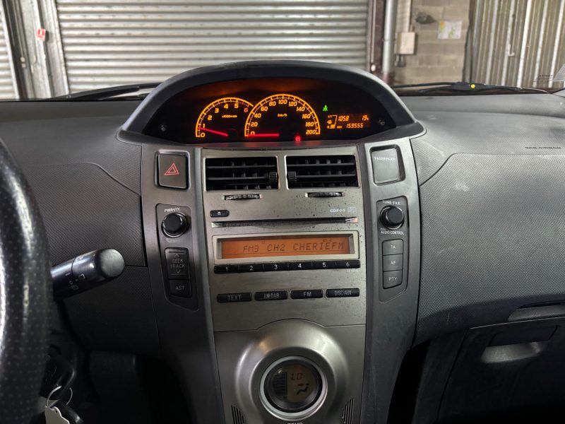 TOYOTA YARIS D-4D 90 CH GARANTIE 6 MOIS