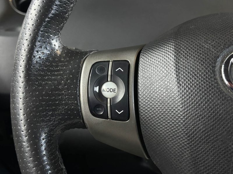 TOYOTA YARIS D-4D 90 CH GARANTIE 6 MOIS