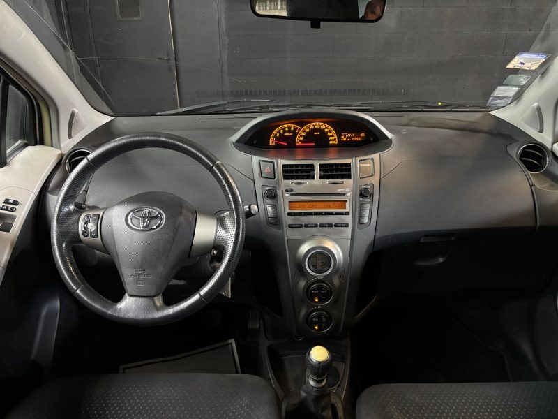TOYOTA YARIS D-4D 90 CH GARANTIE 6 MOIS