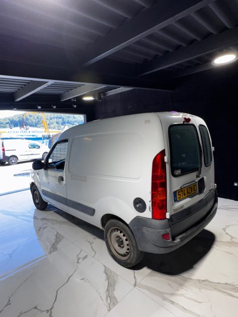 Renault Kangoo 1.2 essence – 119 000 km – 1ère main 