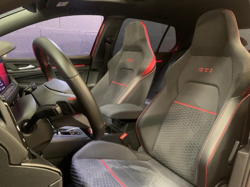 VOLKSWAGEN GOLF 8 GTI ClubSport Edition 45 2.0 TSI 300ch DSG7-Sièges baquets-Akrapovic-23 000km
