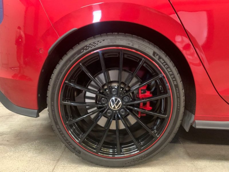 VOLKSWAGEN GOLF 8 GTI ClubSport Edition 45 2.0 TSI 300ch DSG7-Sièges baquets-Akrapovic-23 000km