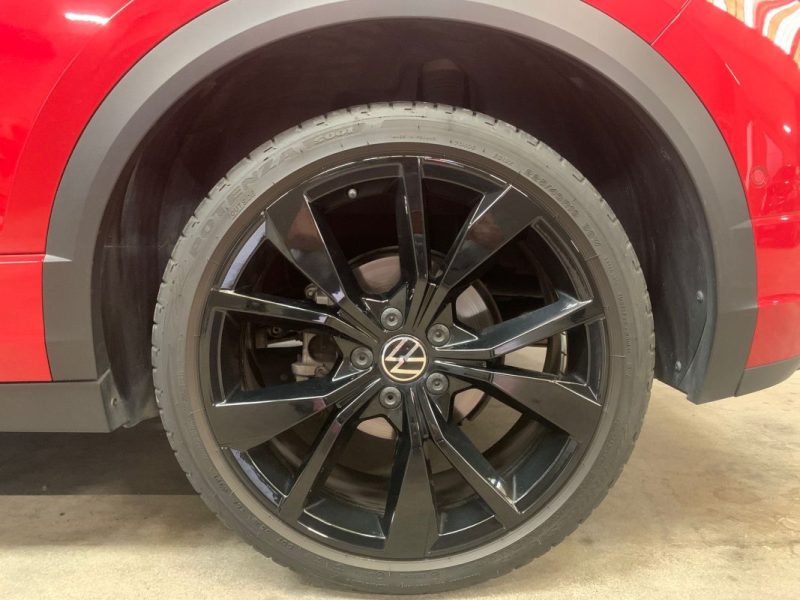 VOLKSWAGEN T-ROC CAB 1.5 TSI Rline 150ch DSG7-Cuir matelassé-CarPlay-28 000km 