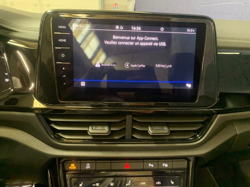 VOLKSWAGEN T-ROC CAB 1.5 TSI Rline 150ch DSG7-Cuir matelassé-CarPlay-28 000km 