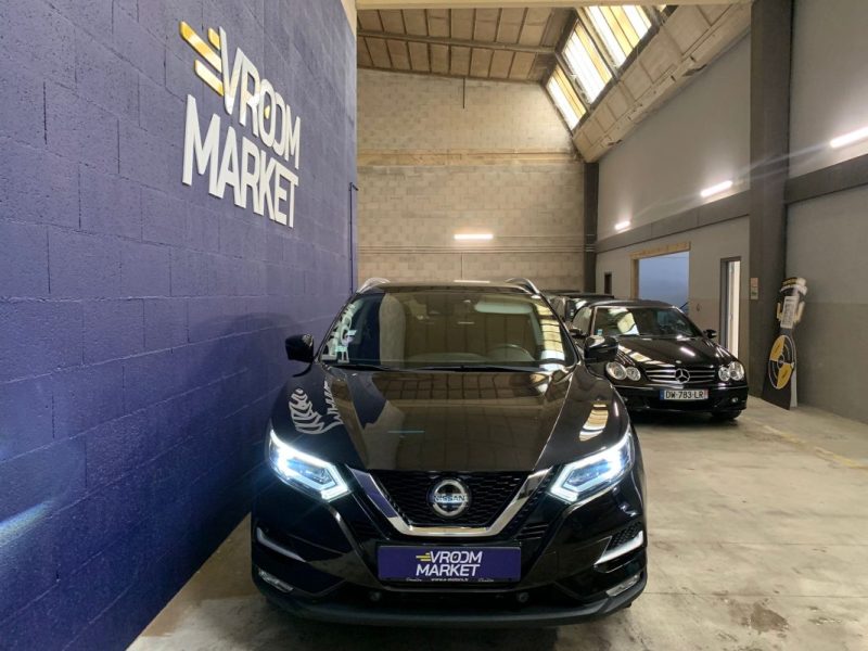 NISSAN QASHQAI CONNECTA 1.3 160ch-Toit panoramique-63 000km