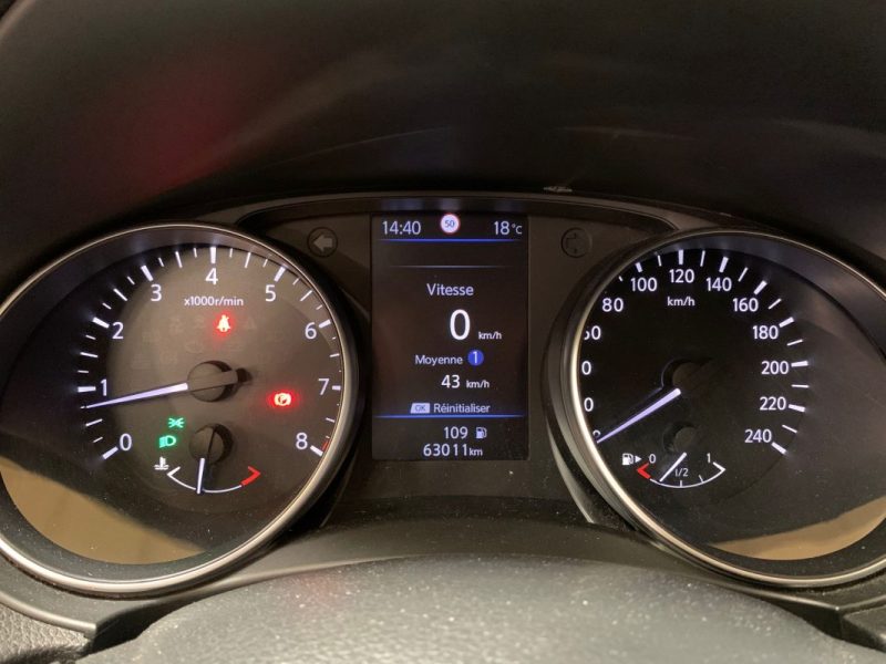 NISSAN QASHQAI CONNECTA 1.3 160ch-Toit panoramique-63 000km