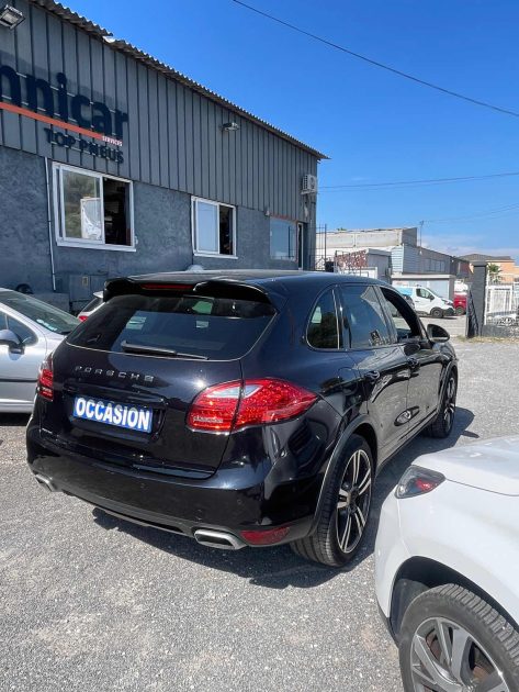 PORSCHE CAYENNE  3.0D - 24V V6 TURBO   DIESEL  FULL OPTION 