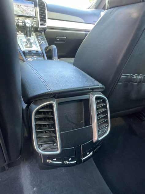 PORSCHE CAYENNE  3.0D - 24V V6 TURBO   DIESEL  FULL OPTION 