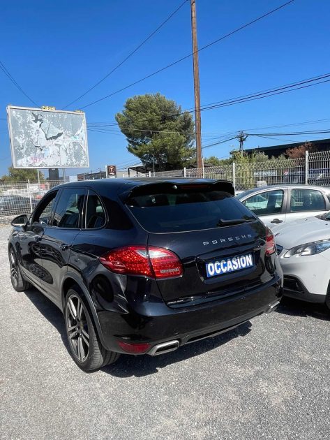 PORSCHE CAYENNE  3.0D - 24V V6 TURBO   DIESEL  FULL OPTION 