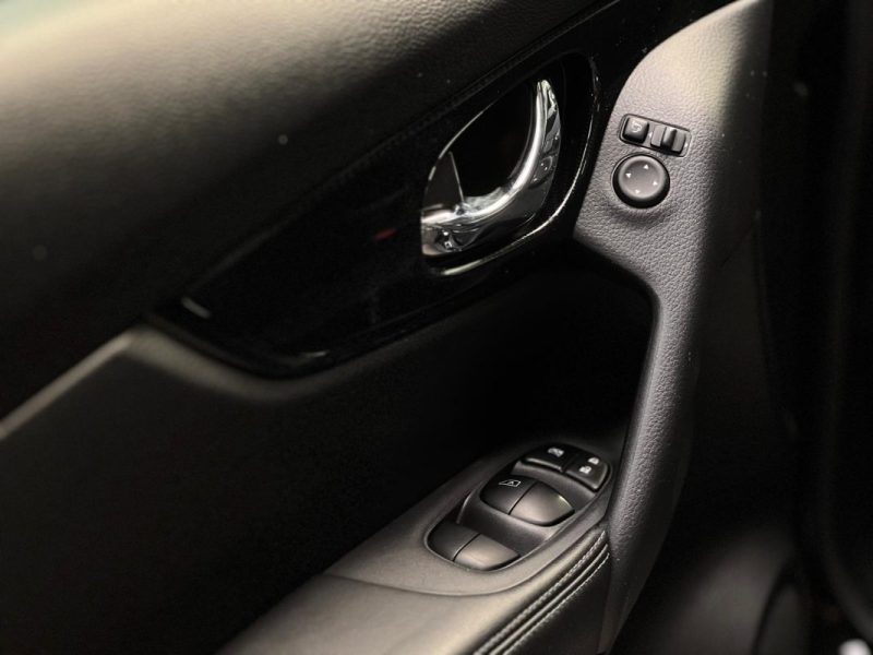 NISSAN  X-Trail1.7DCI N-Tec 150CH 1ER M