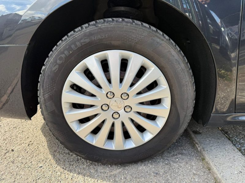 PEUGEOT 5081.6i VTI 120CV ACCES BVA BMP6