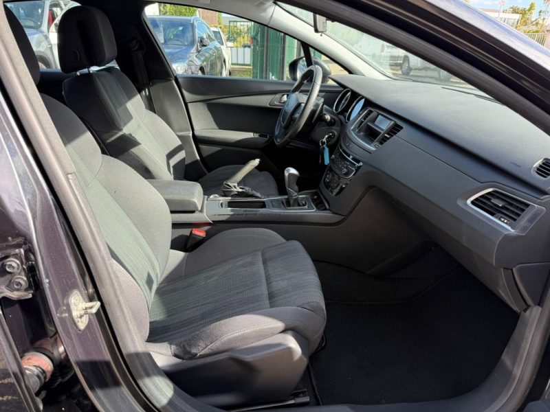 PEUGEOT 5081.6i VTI 120CV ACCES BVA BMP6