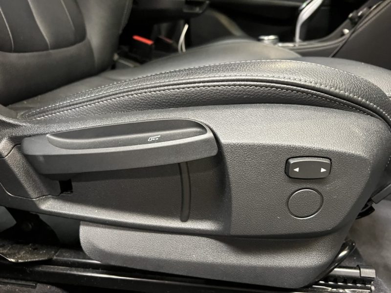 B.M.W. SERIE 2 116 ch Sport  Active DKG7