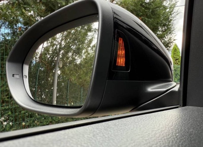 Volkswagen T-Roc  1.5 TSI R-Line Plus DSG 2025