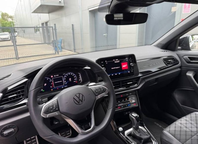 Volkswagen T-Roc  1.5 TSI R-Line Plus DSG 2025