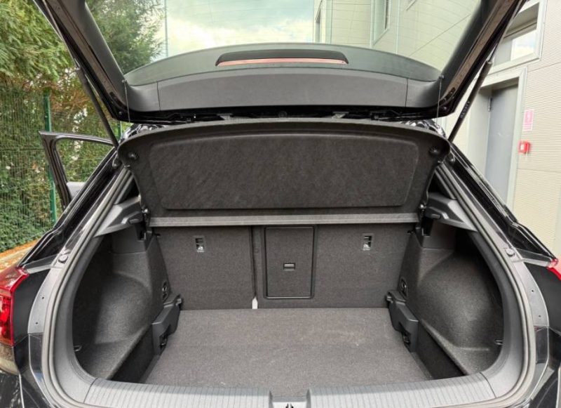 Volkswagen T-Roc  1.5 TSI R-Line Plus DSG 2025