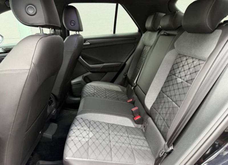 Volkswagen T-Roc  1.5 TSI R-Line Plus DSG 2025
