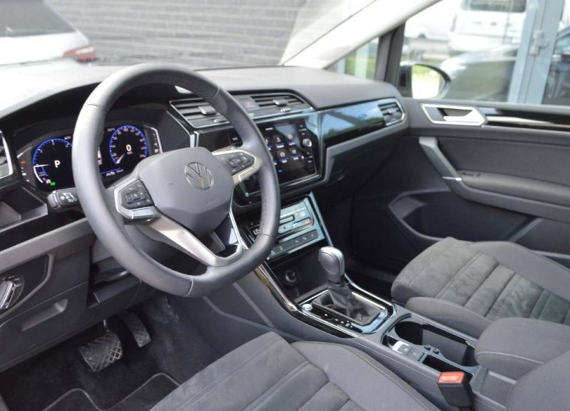 Volkswagen Touran 2.0 TDI 150 DSG Style