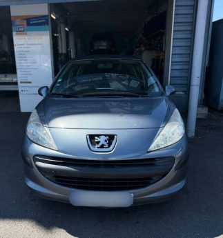 PEUGEOT 207 2009