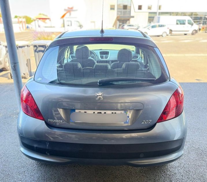 PEUGEOT 207 2009