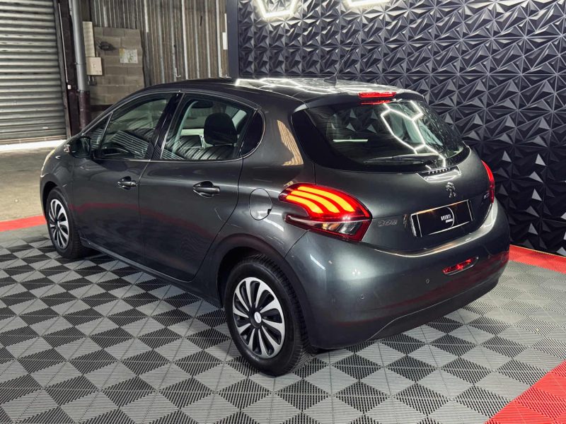 PEUGEOT 208 1.6 BLUEHDI 120CH S&S 5P GARANTIE 6 MOIS