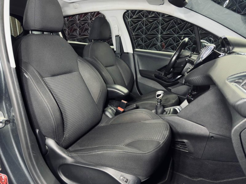 PEUGEOT 208 1.6 BLUEHDI 120CH S&S 5P GARANTIE 6 MOIS