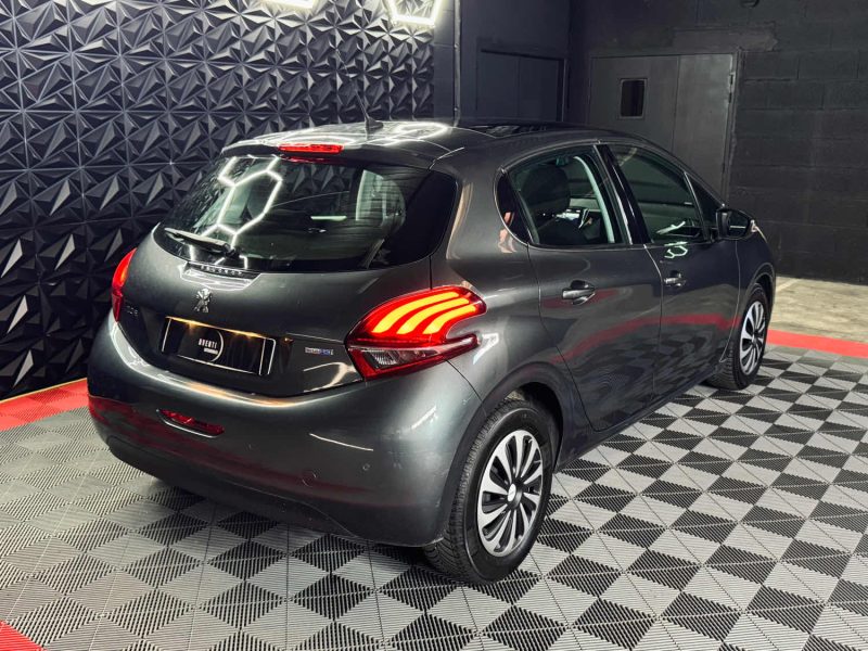 PEUGEOT 208 1.6 BLUEHDI 120CH S&S 5P GARANTIE 6 MOIS