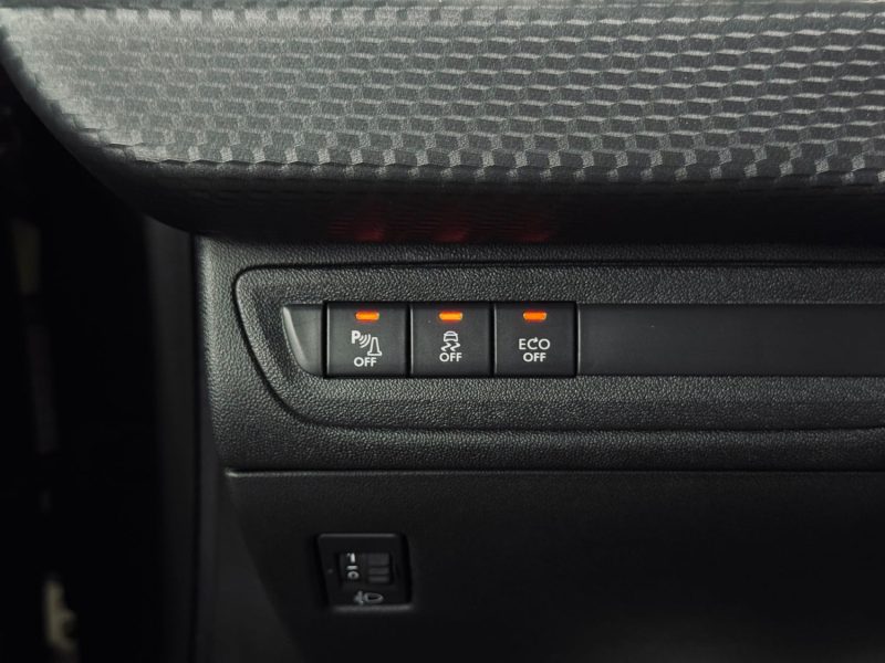 PEUGEOT 208 1.6 BLUEHDI 120CH S&S 5P GARANTIE 6 MOIS