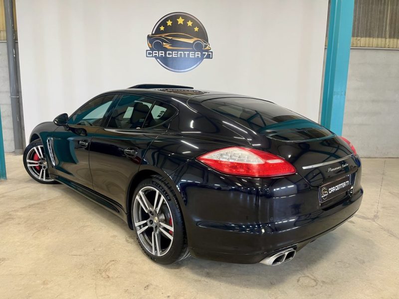 PORSCHE PANAMERA TURBO 2011