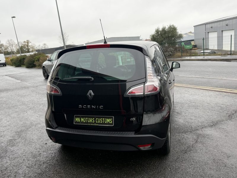 RENAULT  SCENIC 2013