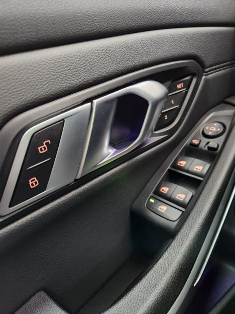 BMW SERIE 3  2021 TOURING 330d 286Ch BVA8 G21 M Sport*CARPLAY+CAM 360°+TETE HAUTE*