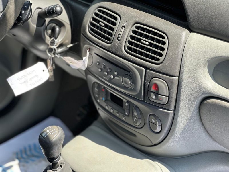 RENAULT MEGANE SCENIC 2001