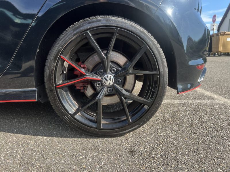 VOLKSWAGEN GOLF 7 2014