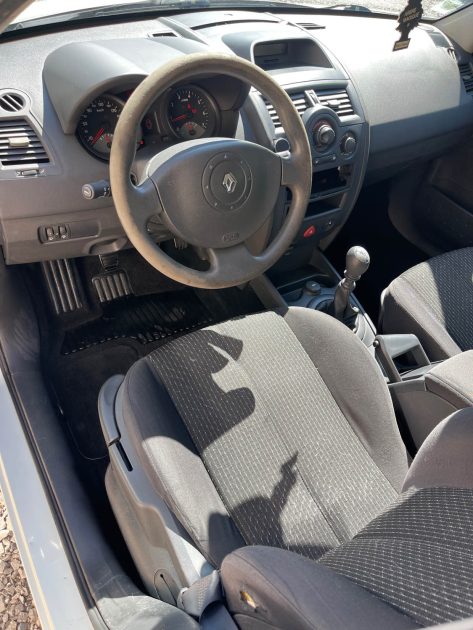 RENAULT MEGANE 2003