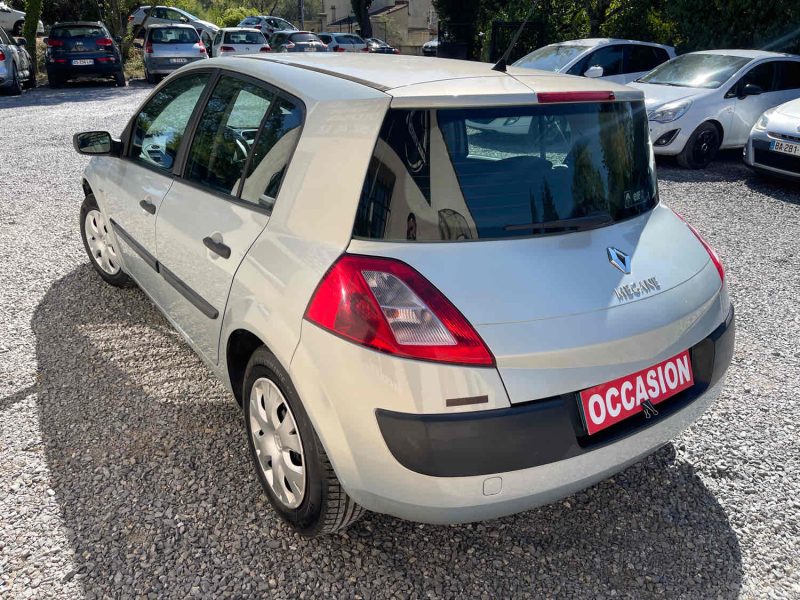 RENAULT MEGANE 2003