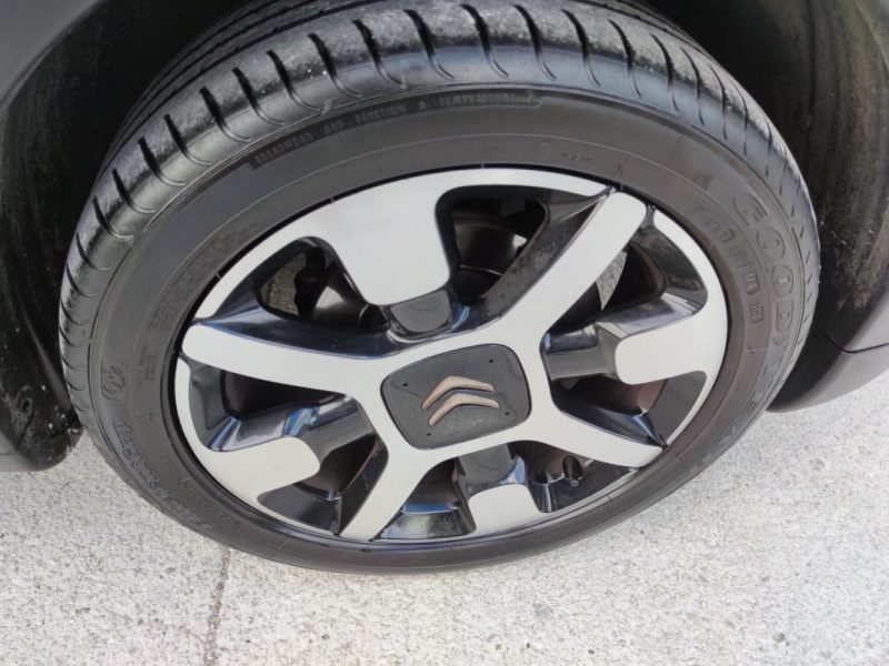 CITROEN C4 CACTUS Shine BlueHDi 100