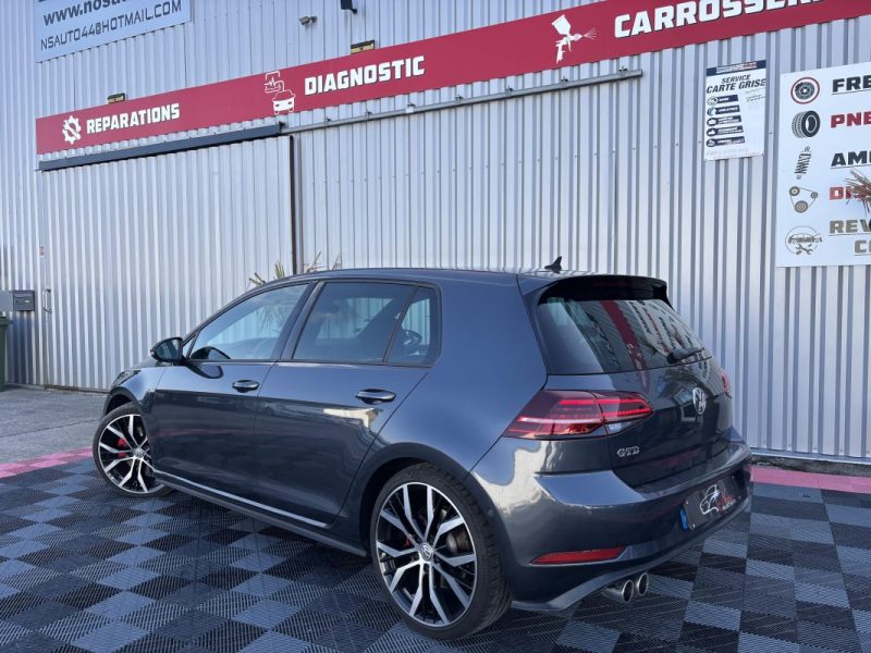 VOLKSWAGEN GOLF 2017