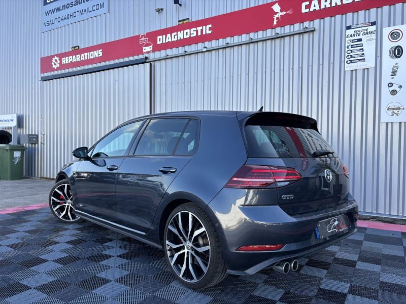 VOLKSWAGEN GOLF 2017