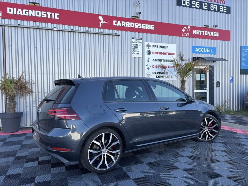 VOLKSWAGEN GOLF 2017